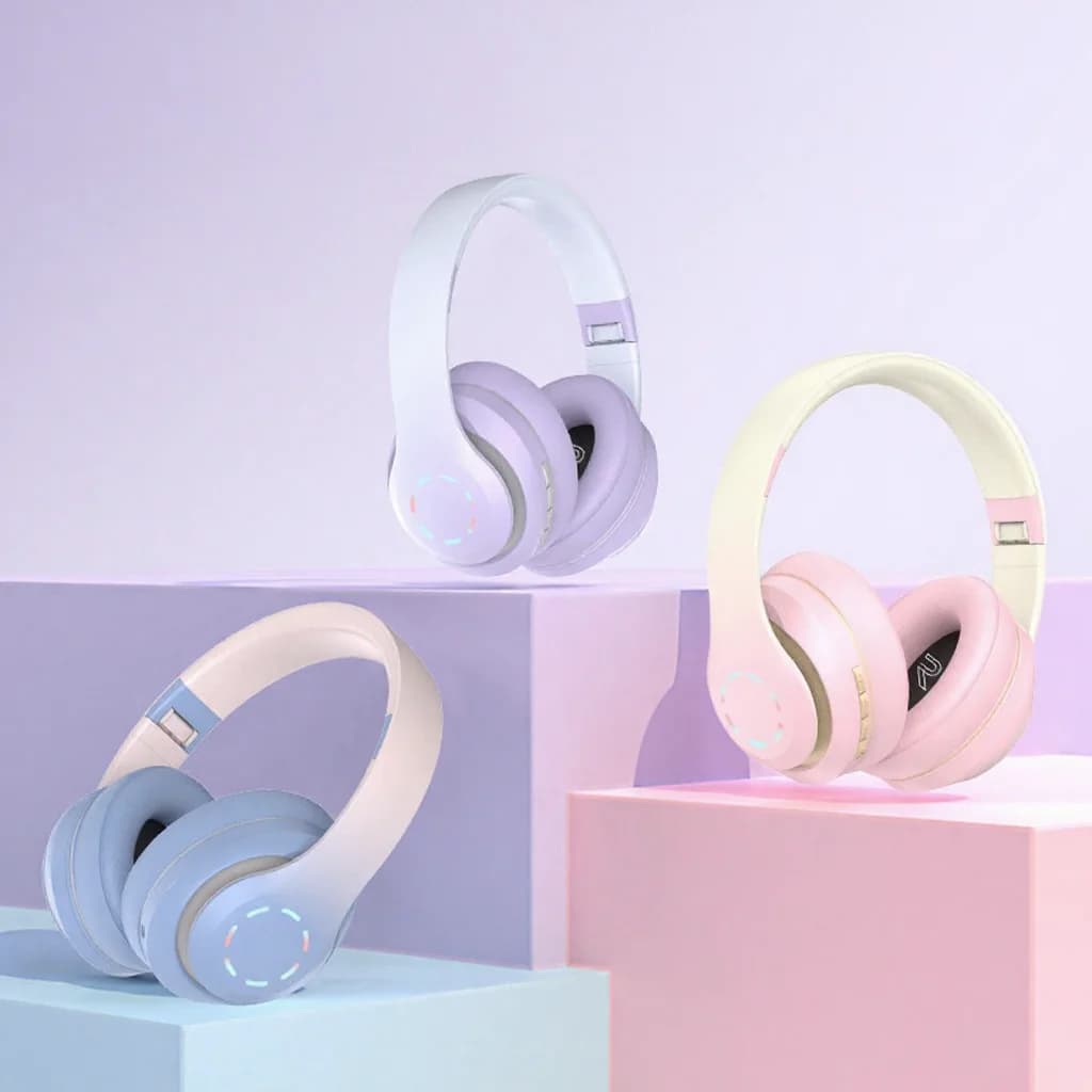 หูฟังครอบหูไร้สายพร้อมไฟ LED และวิทยุ FM