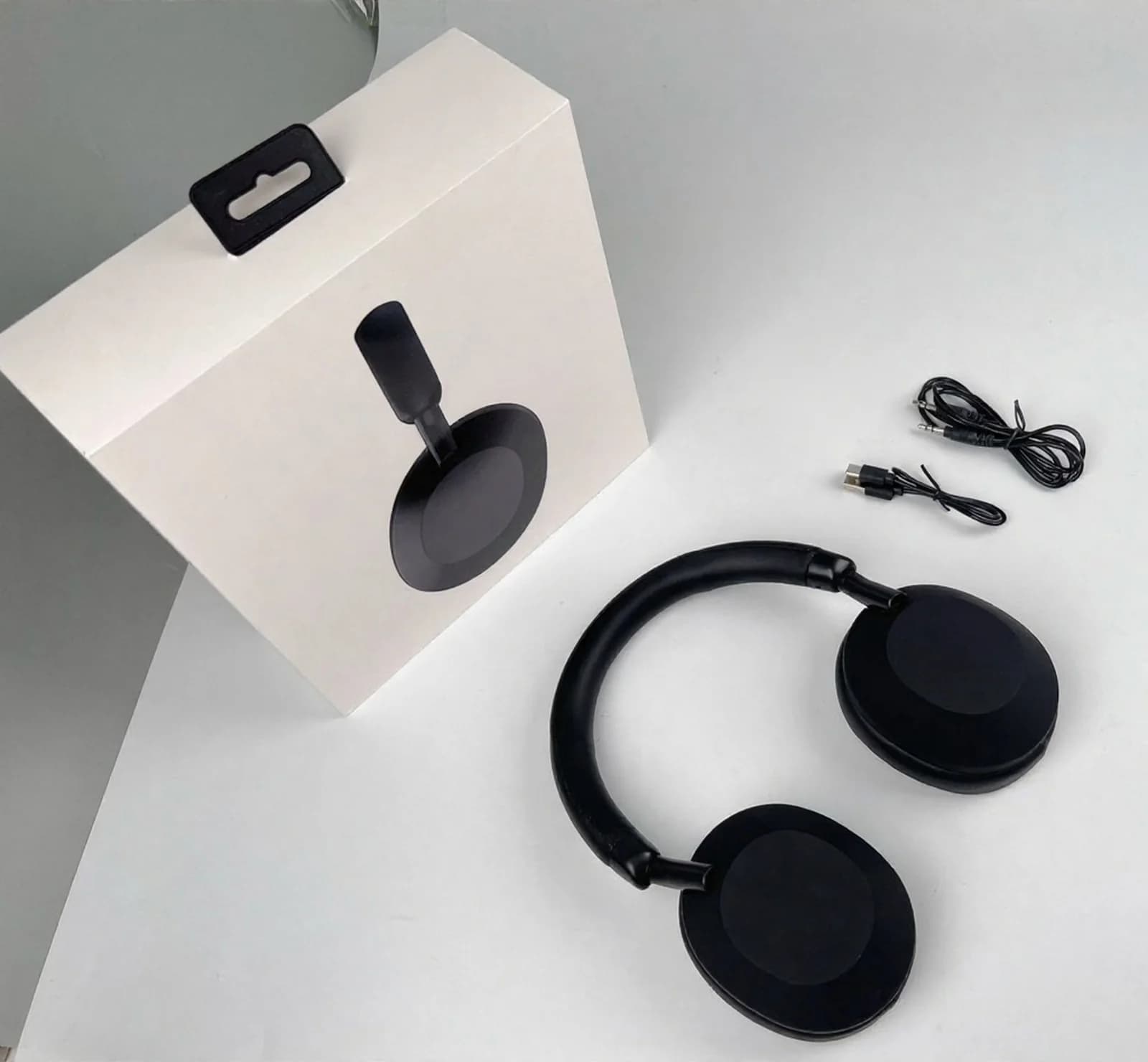 หูฟังบลูทูธไร้สายตัดเสียงรบกวน Active Noise Cancelling แบบครอบหู สเตอริโอ