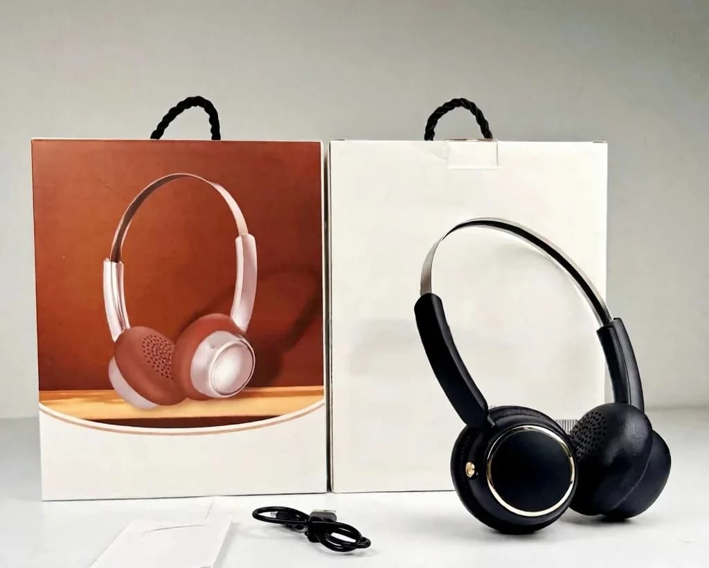 หูฟังไร้สายครอบหูสไตล์ย้อนยุค พร้อมวิทยุ FM และ Bluetooth 5.4