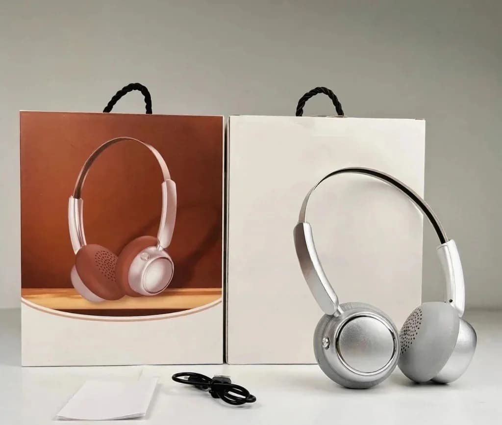 หูฟังไร้สายครอบหูสไตล์ย้อนยุค พร้อมวิทยุ FM และ Bluetooth 5.4